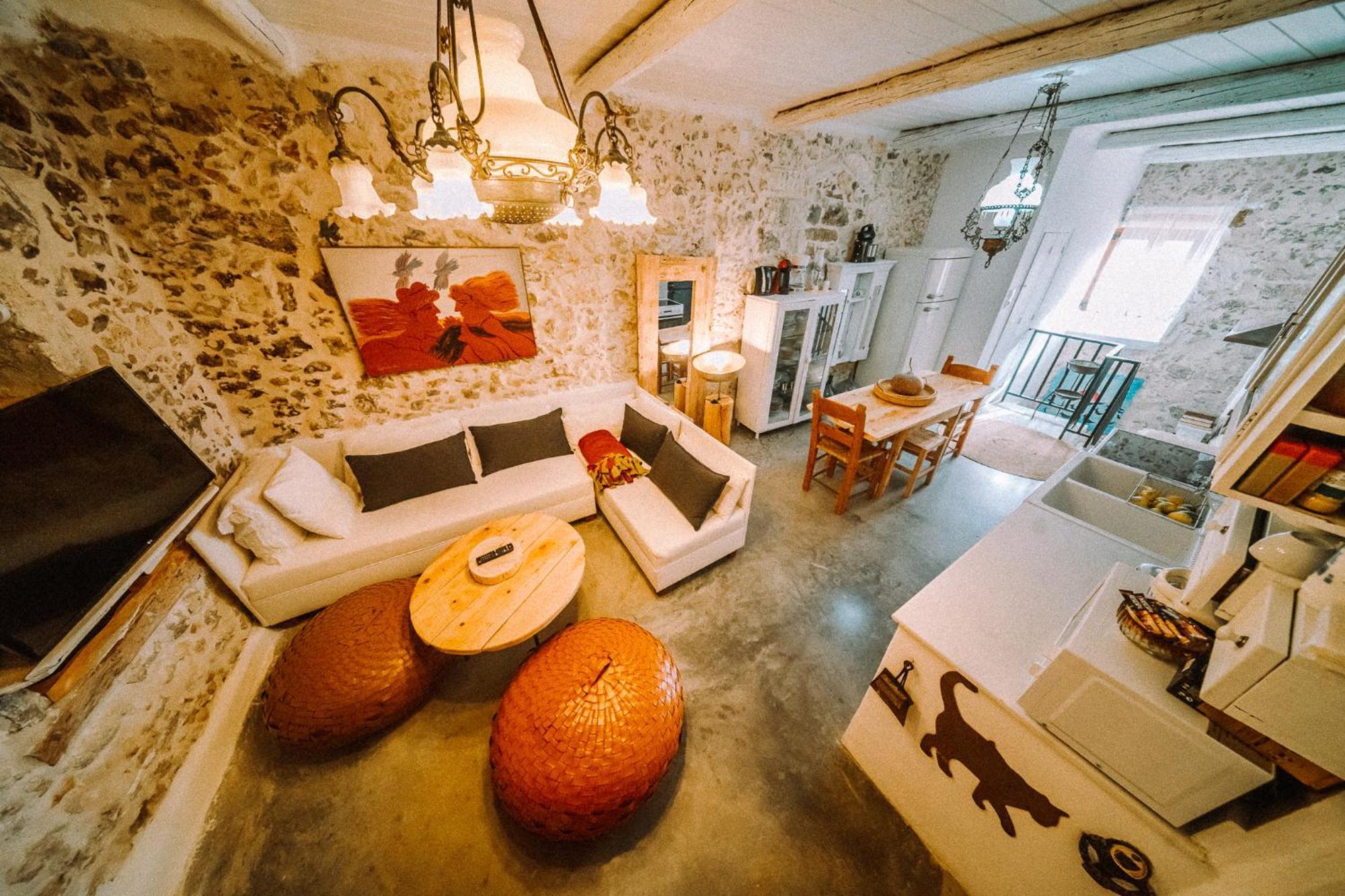 Arménoi Antonia'S Stonebuilt Mansion With A Private Pool 빌라 외부 사진