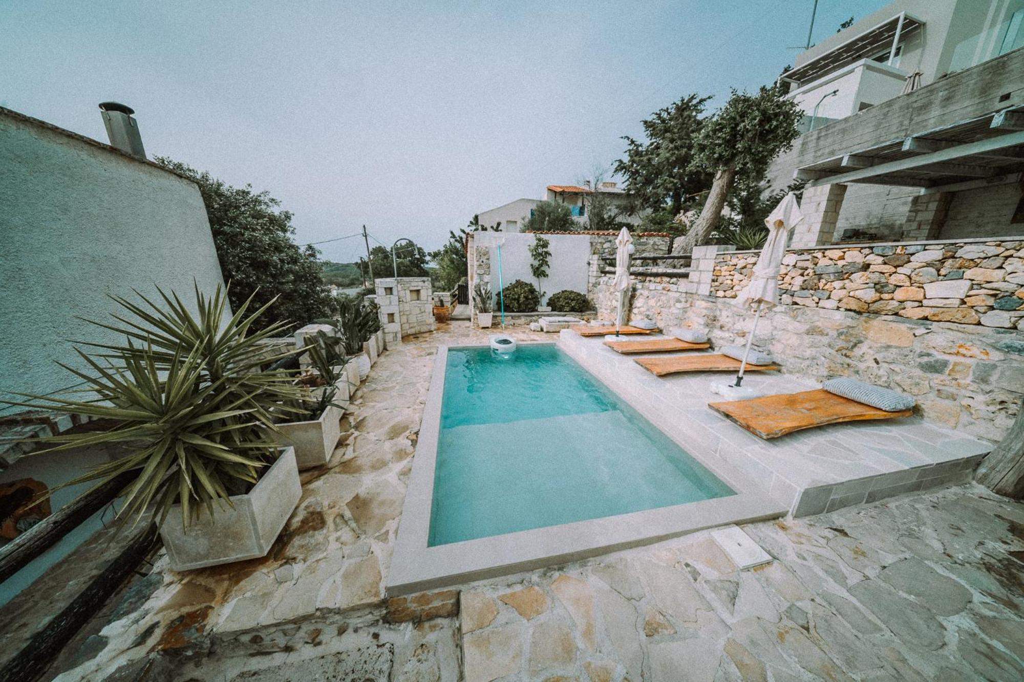 Arménoi Antonia'S Stonebuilt Mansion With A Private Pool 빌라 외부 사진