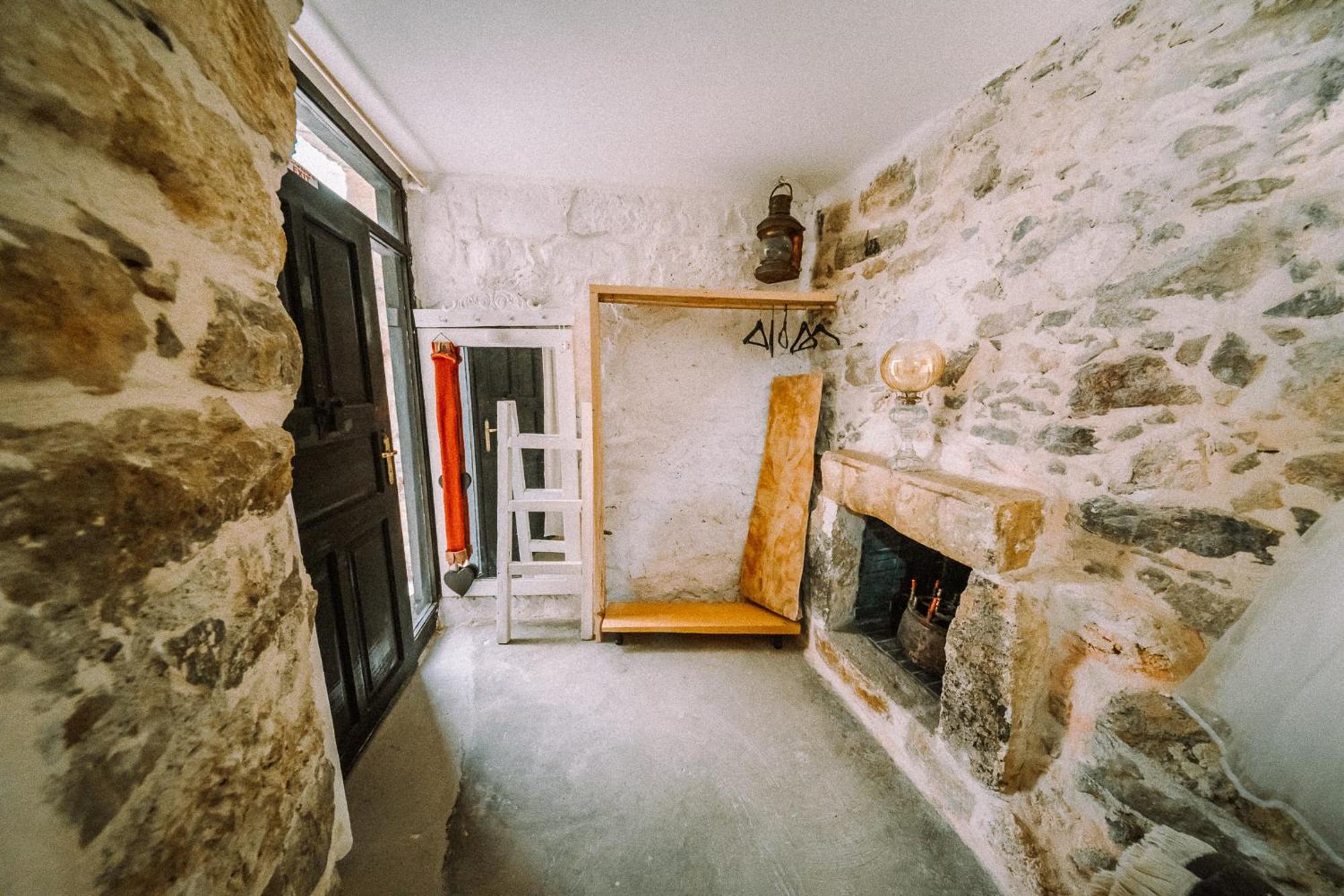Arménoi Antonia'S Stonebuilt Mansion With A Private Pool 빌라 외부 사진