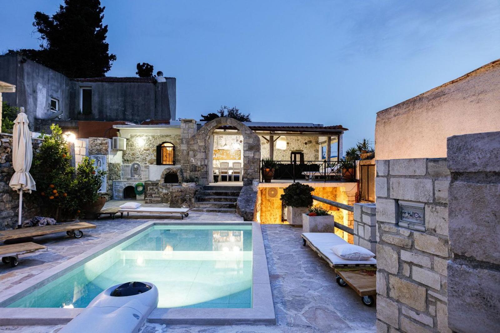 Arménoi Antonia'S Stonebuilt Mansion With A Private Pool 빌라 외부 사진